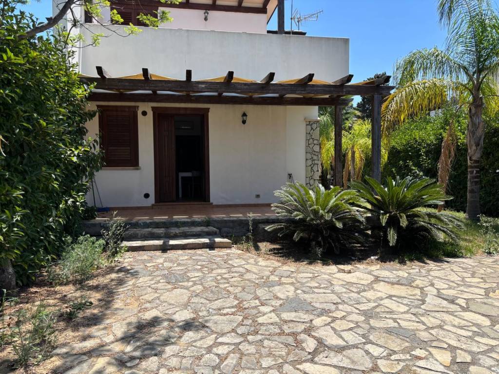 Villa a Campofelice di roccella in Contrada Pistavecchia - Foto 3