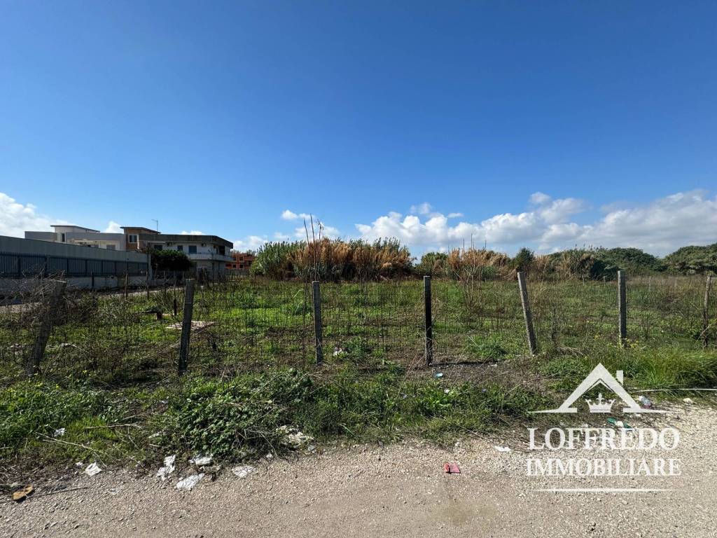 Terreno a Frattamaggiore in Via Raffaele Anatriello - Foto 3