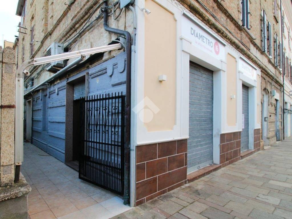 Appartamento a Roseto degli abruzzi in Piazza della Libertà - Foto 4