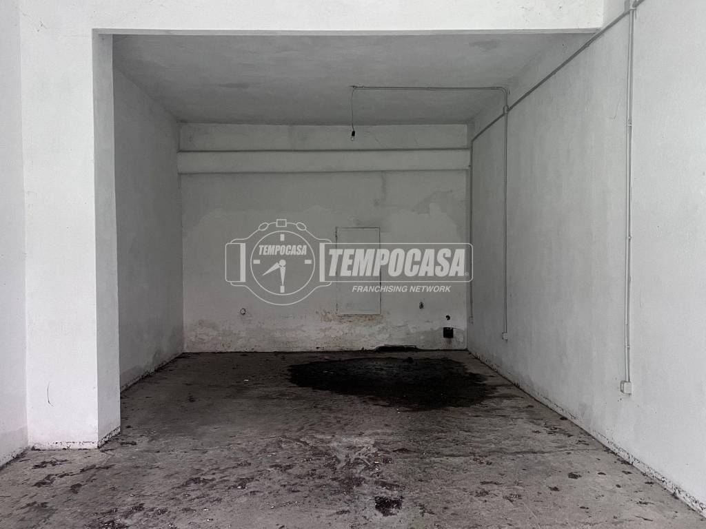 Box / garage a Ovada in Via Lung'orba Giuseppe Mazzini 12 - Foto 3