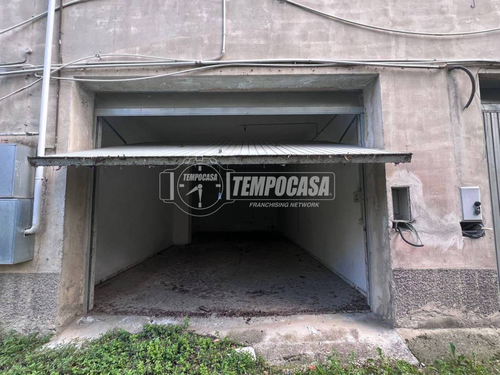 Box / garage a Ovada in Via Lung'orba Giuseppe Mazzini 12 - Foto 5