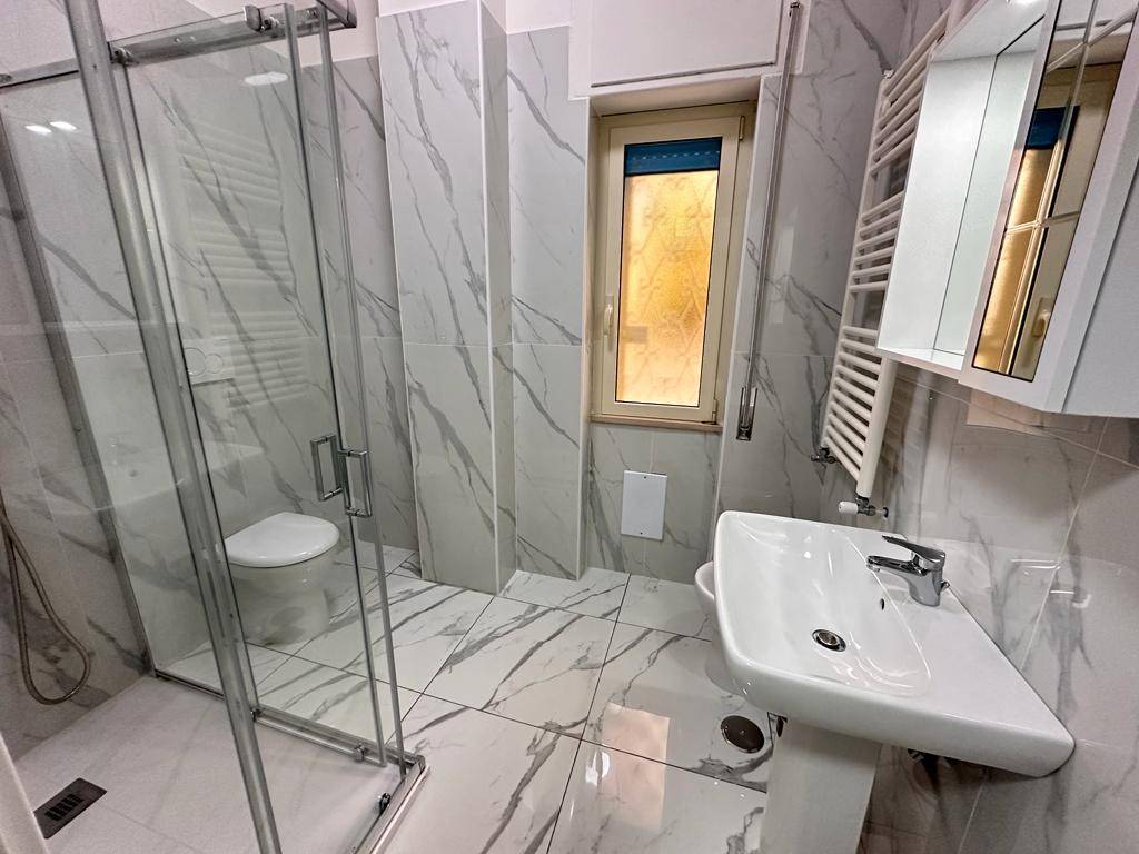 Appartamento a Caserta in Viale Abramo Lincoln - Foto 5