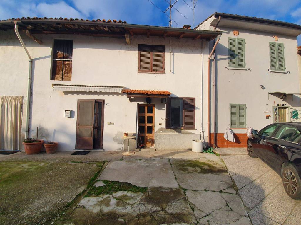 Casa indipendente a Motta de' conti in Via Vercelli, 17 - Foto 2