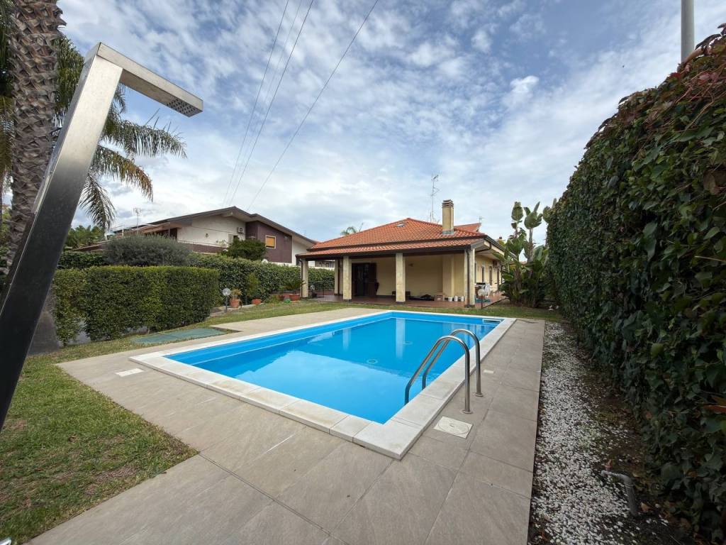 Villa a Tremestieri etneo in Via Parco Cristallo - Foto 2