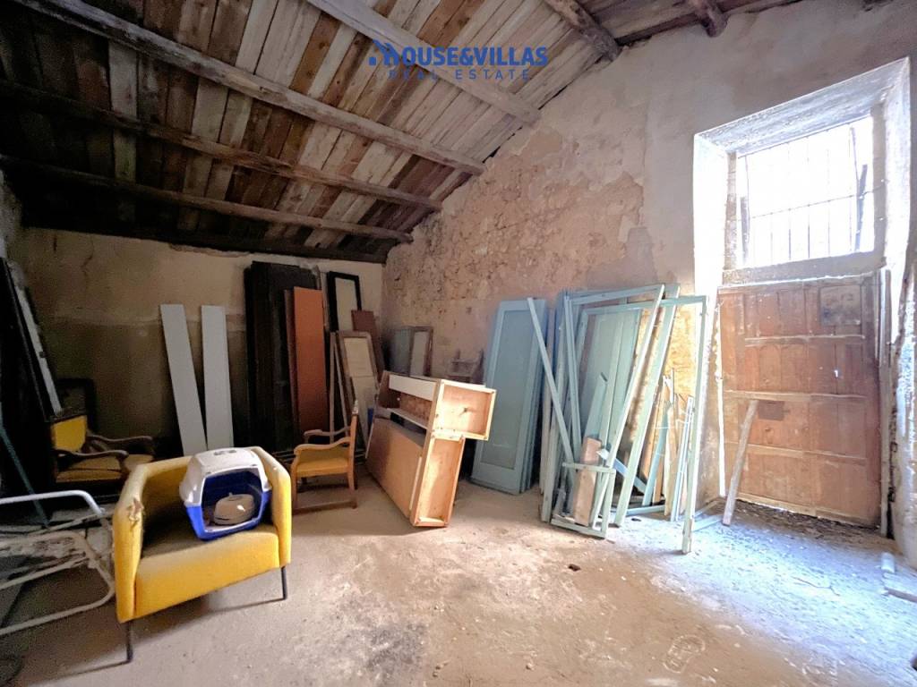 Casa indipendente a Noto in piazza XIV maggio - Foto 5