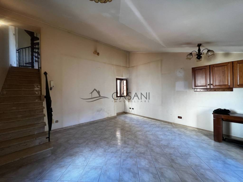 Casa indipendente a Camaiore in Via Vittorio Emanuele, 5 - Foto 5