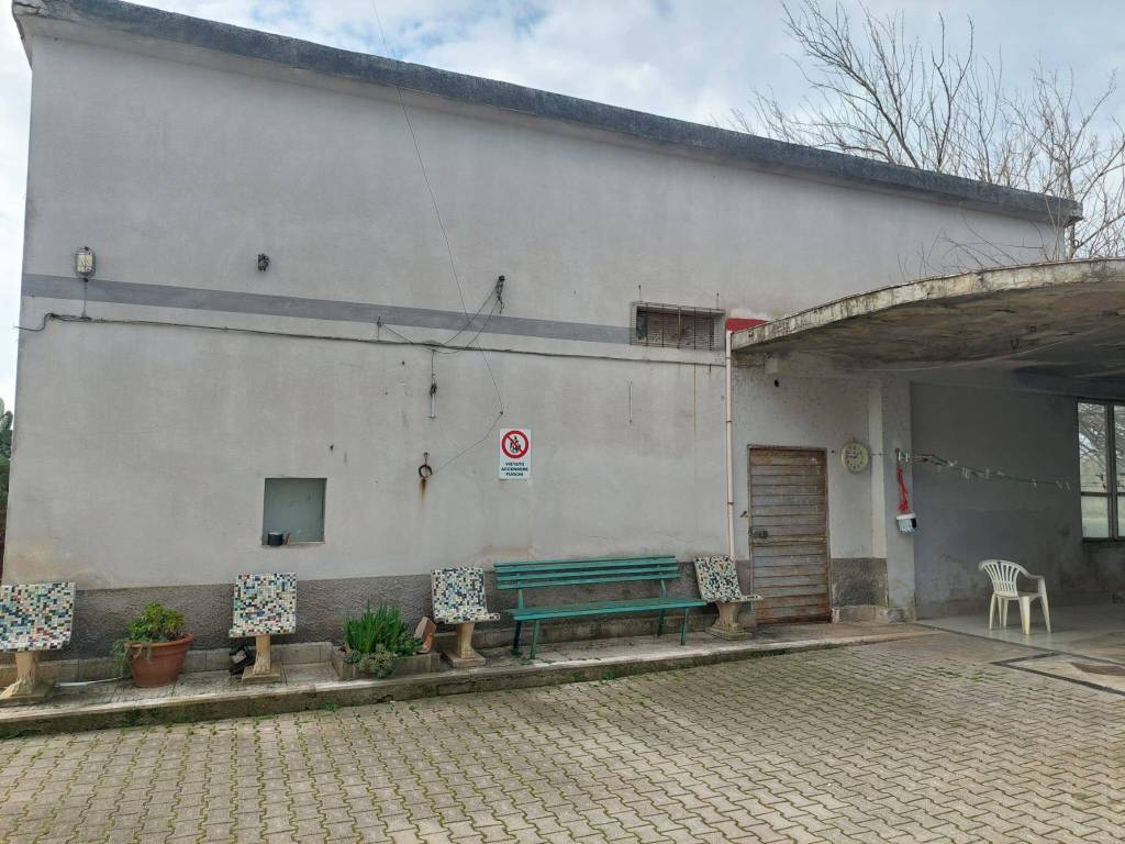 Palazzo / stabile a Olevano sul tusciano - Foto 4