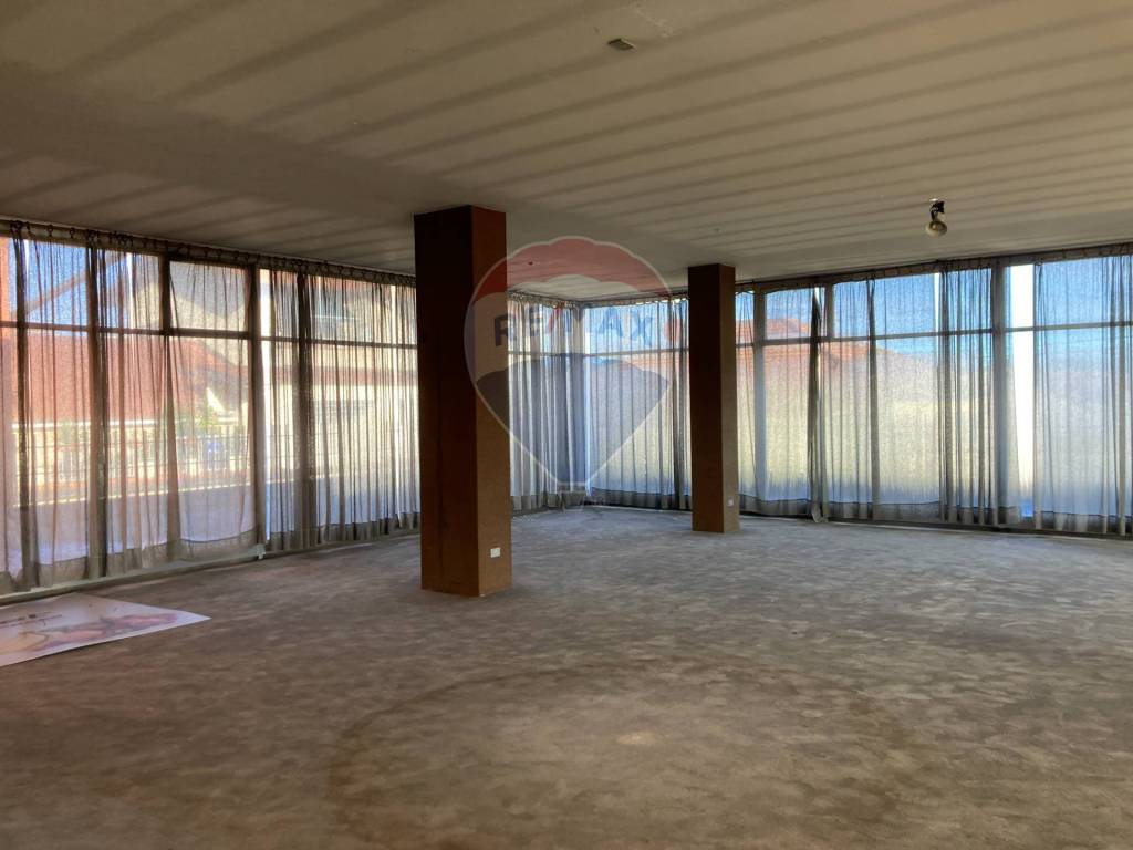 Casa indipendente a Cavaria con premezzo in VIA MATTEOTTI, 438 - Foto 3