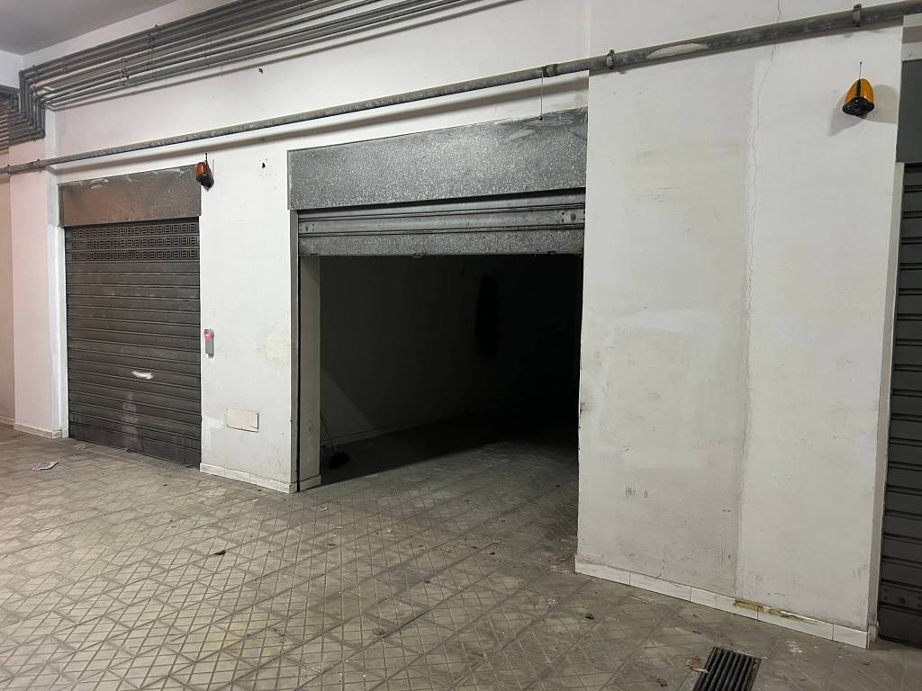 Box / garage a Milazzo in Via Grotta Polifemo, 57 - Foto 5