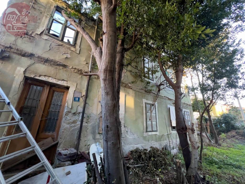 Rustico / casale a Trieste in Via Eugenio Scomparini, 18 - Foto 3