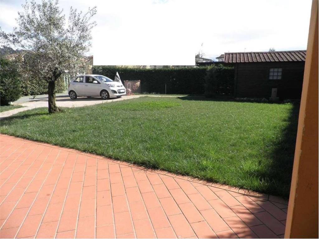 Villetta a schiera a Sarzana in via San Gottardo - Foto 2