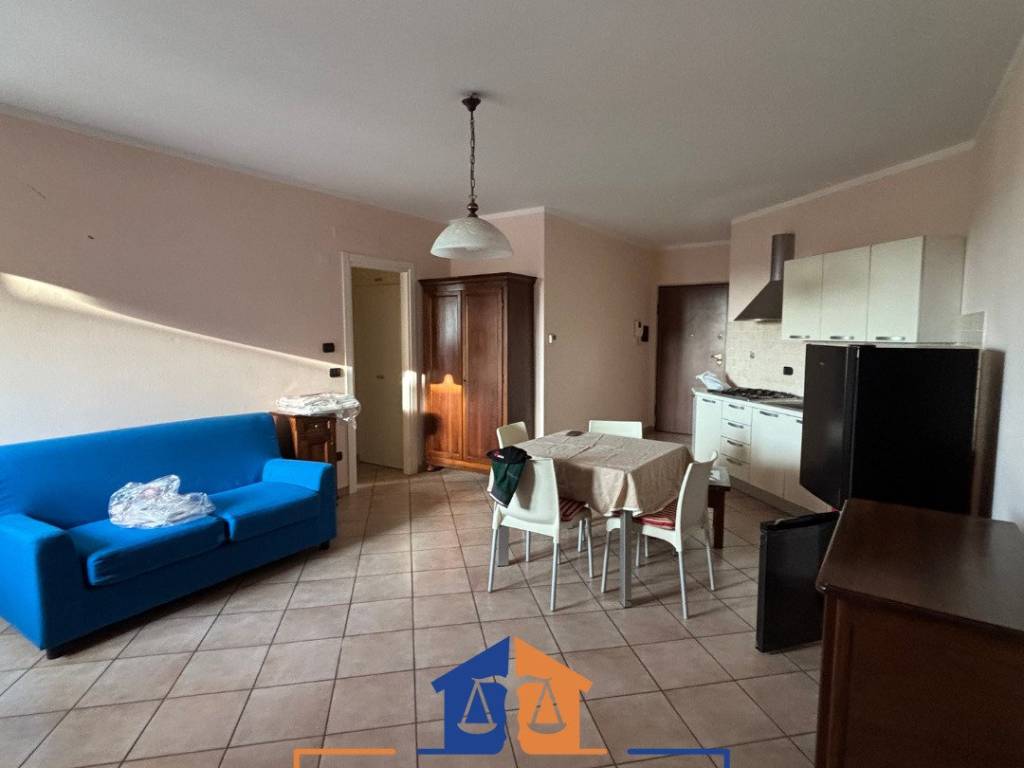 Appartamento a Bra in Via Giovanni Antonio Molineri - Foto 4