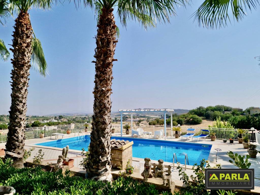 Villa a Canicattì in Madonna dell'Aiuto - Foto 2