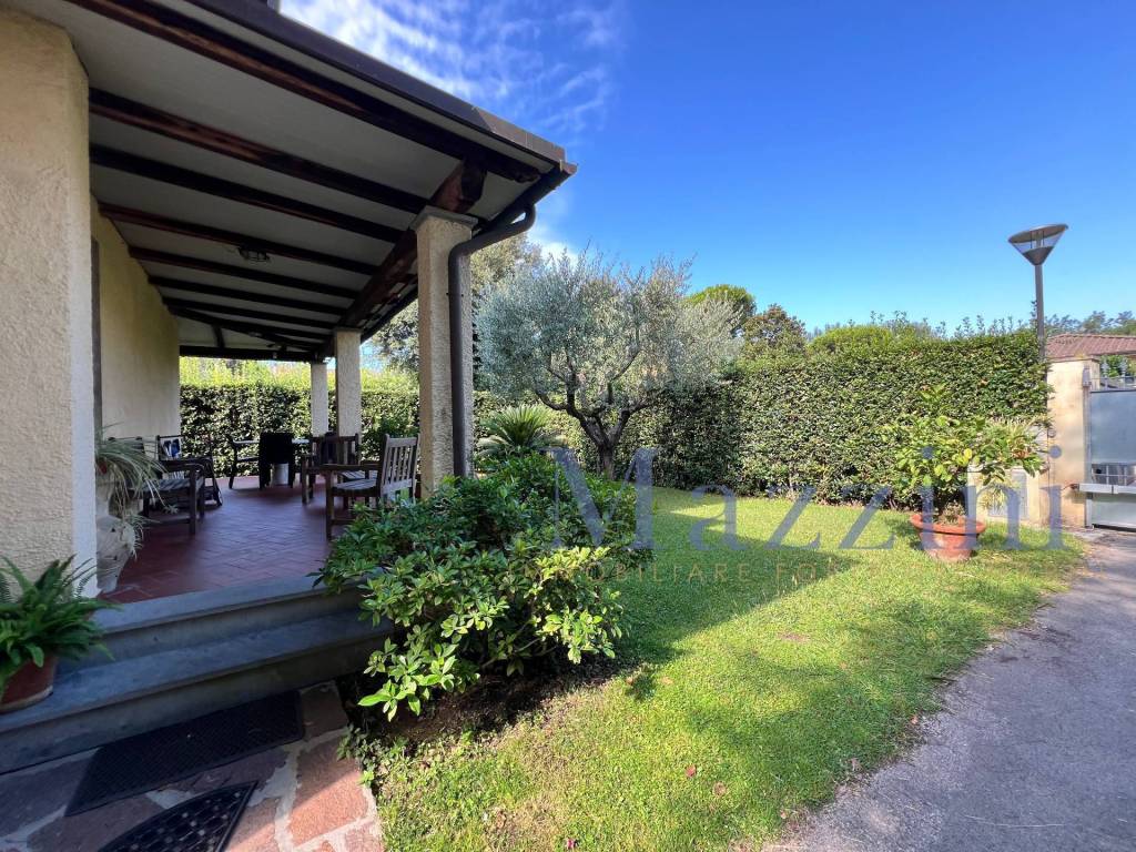 Villa a Forte dei marmi in via de grada - Foto 4