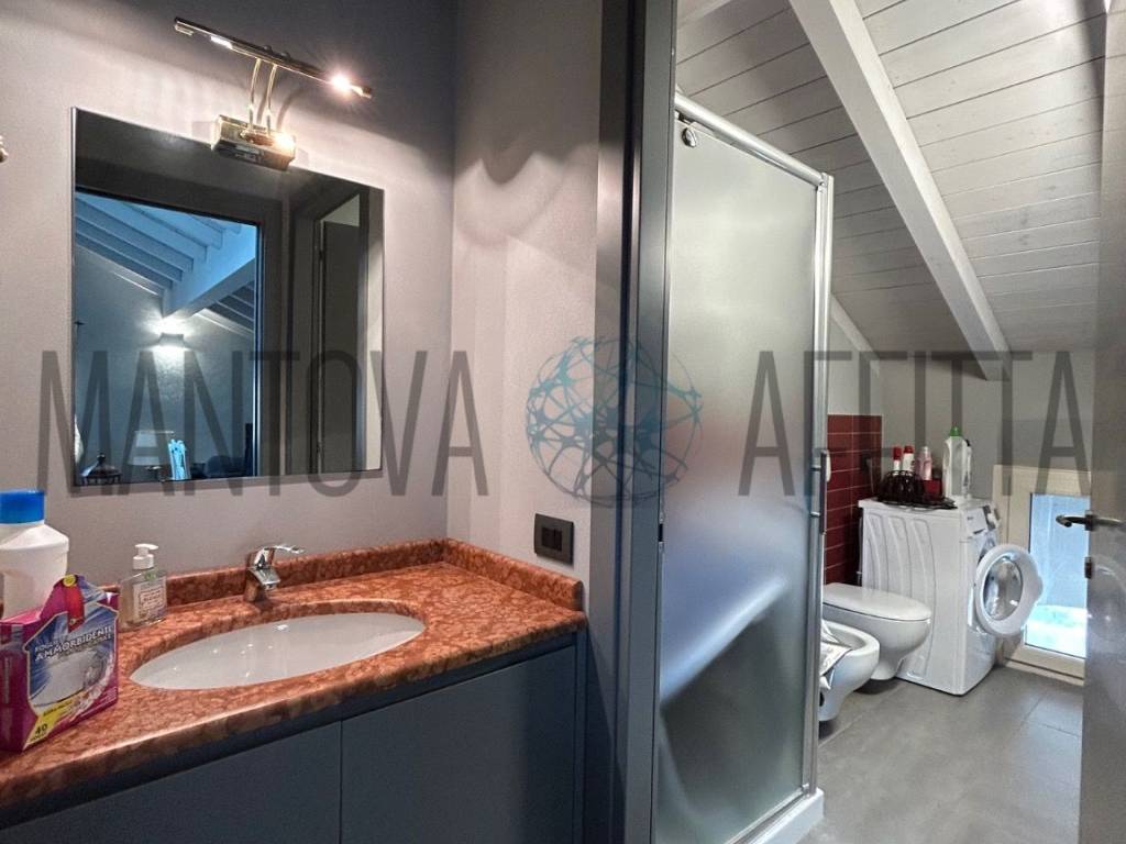 Appartamento a Mantova in Via Roberto Ardigò - Foto 3