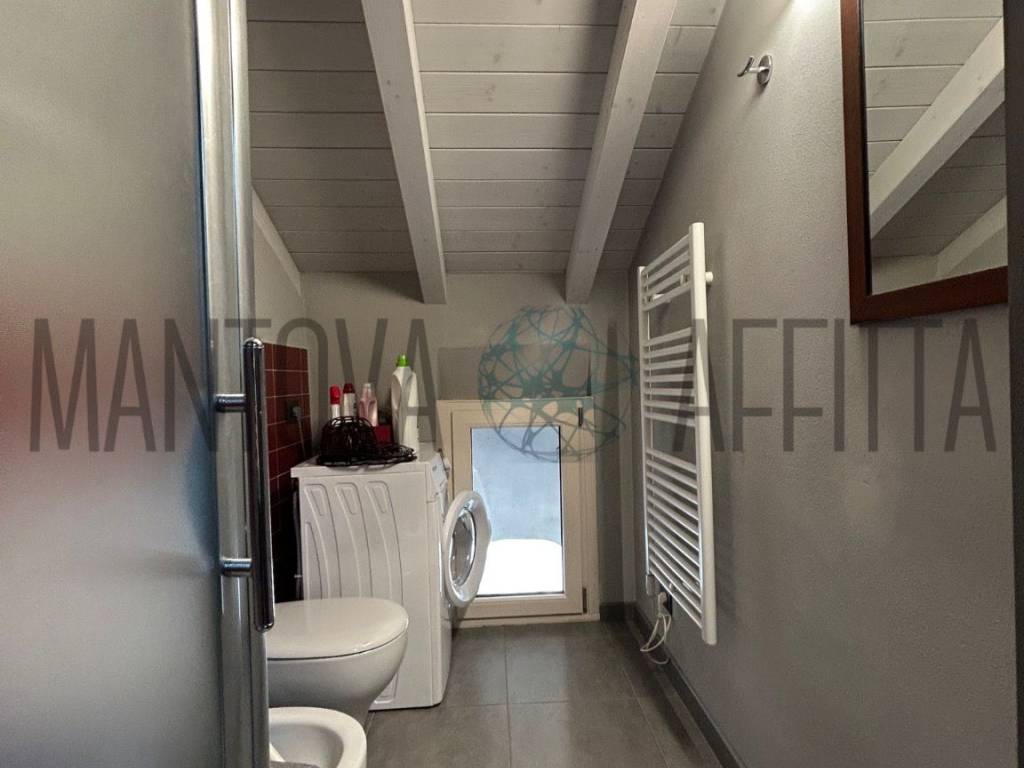 Appartamento a Mantova in Via Roberto Ardigò - Foto 4