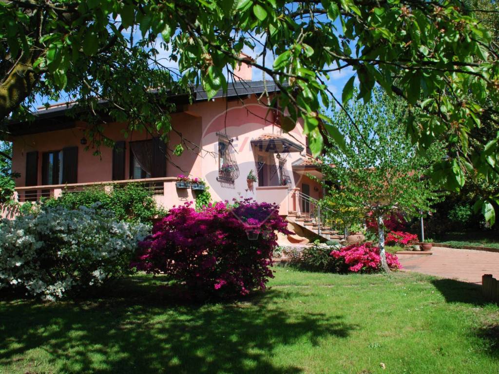 Villa a Borgo ticino in via dei Cesari, 6 - Foto 4