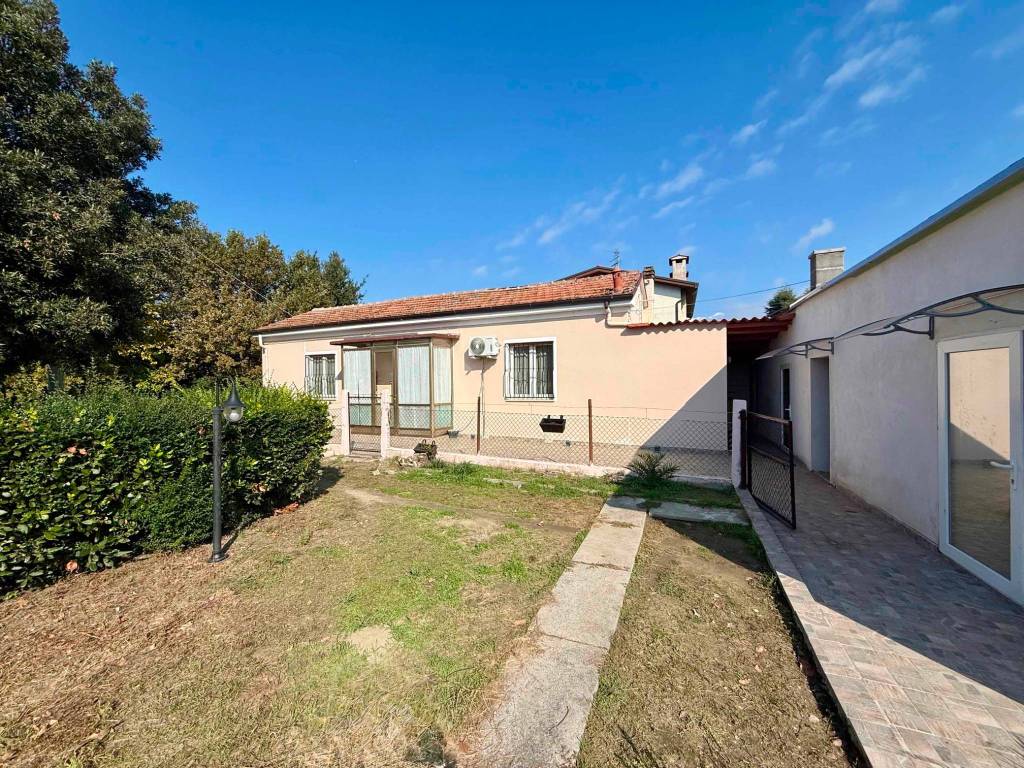 Villa a Argenta in Via Primo Guerrini, 3 - Foto 4