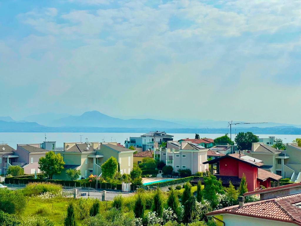 Villa a Peschiera del garda in Via Miralago - Foto 4