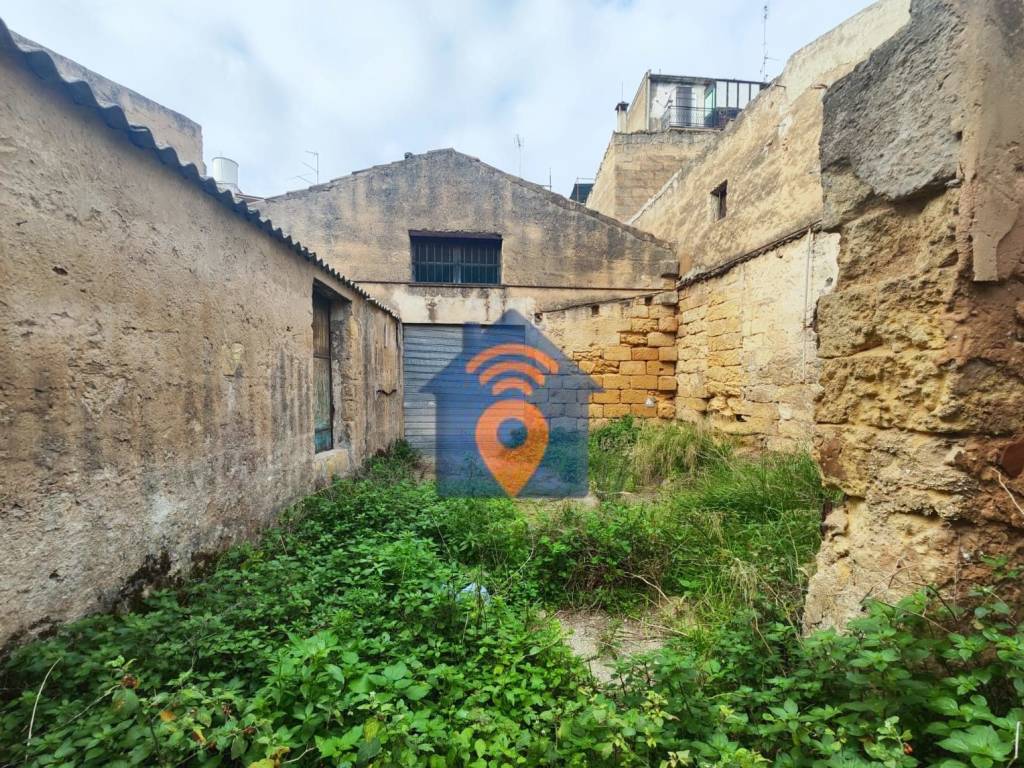 Palazzo / stabile a Castelvetrano in Via Partanna - Foto 3