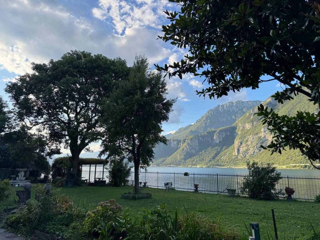 Appartamento a Valmadrera in Frazione Parè - Foto 3