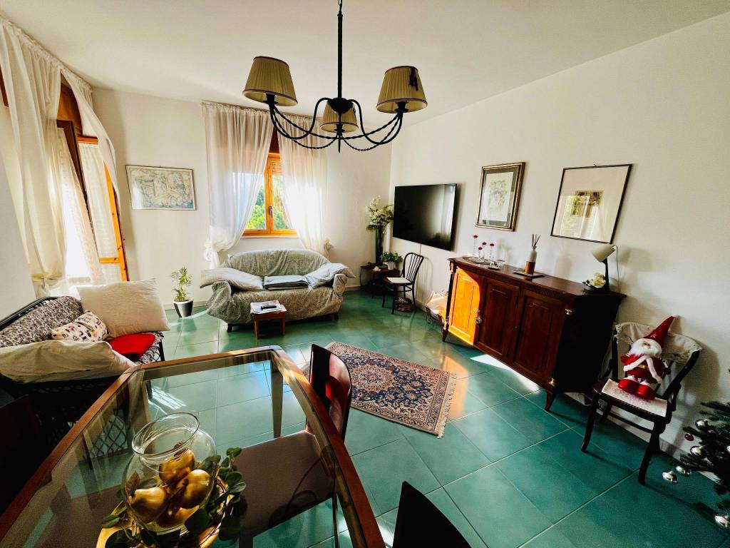 Appartamento a Capurso in Via Casamassima - Foto 5