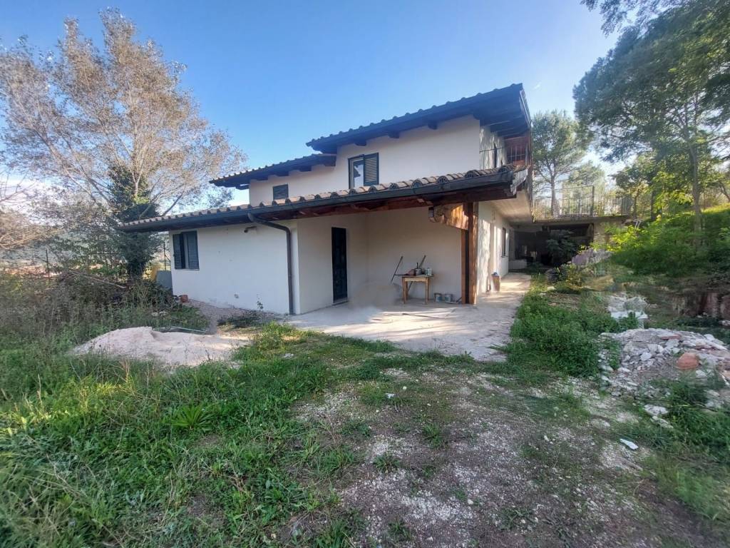 Villa a Spoleto in Frazione San Martino in Trignano - Foto 4