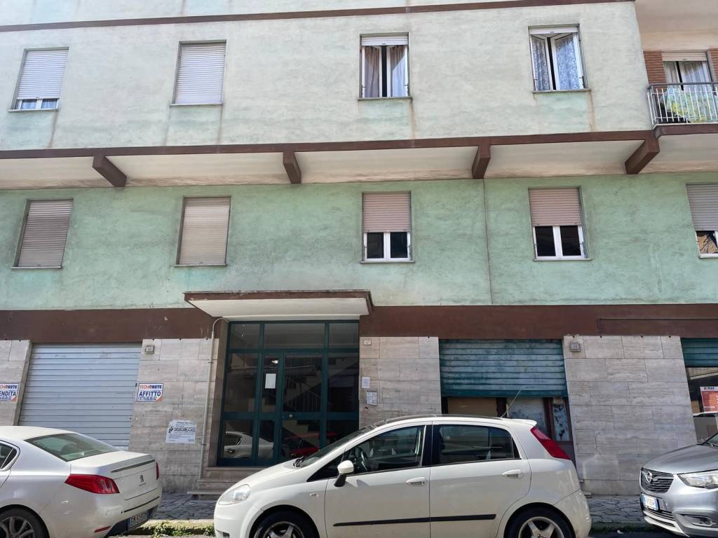 Appartamento a Tivoli in Via Enrico Toti, 47 - Foto 3