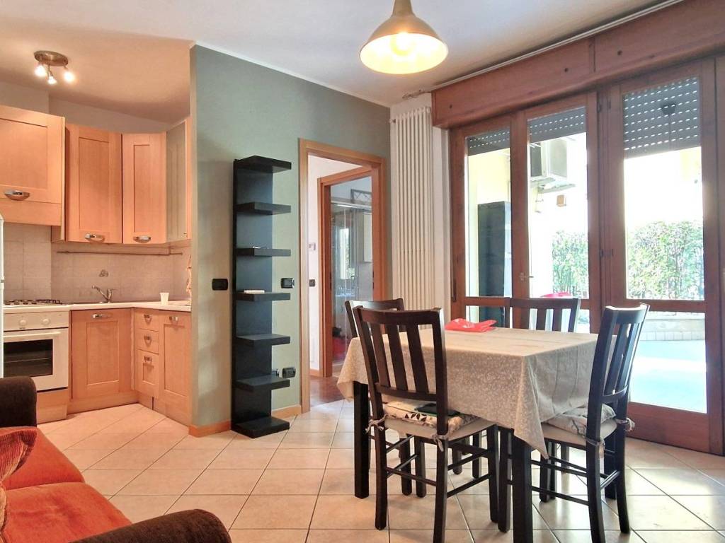 Appartamento a Cassano magnago in Via Onorevole Giovanni Gasparoli, 70 - Foto 2