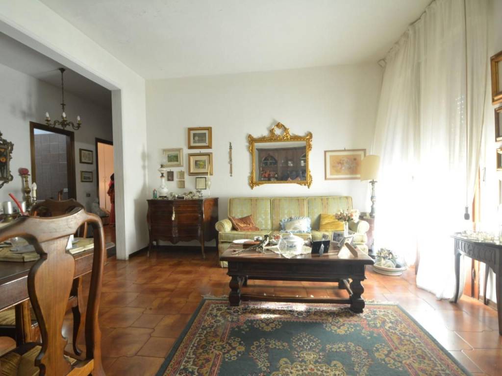 Appartamento a Lucca in Via Vecchi Pardini, , 55100 - Foto 3