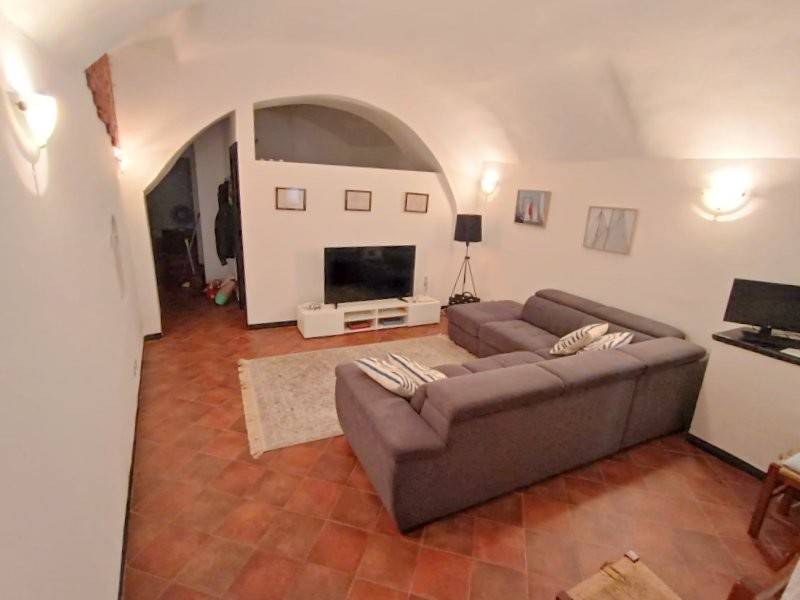 Appartamento a Imperia in Via Carlo Botta, 12 - Foto 2