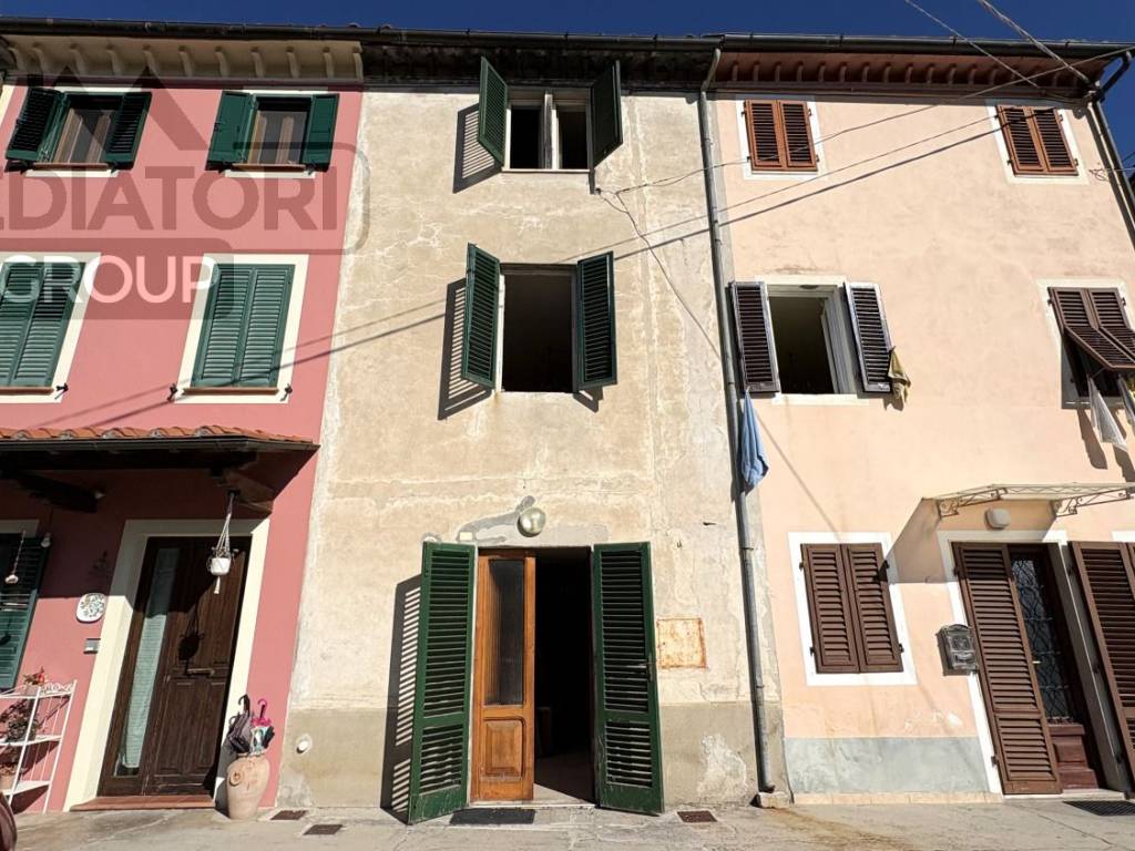 Casa indipendente a Lucca in Via dei Cecchetti - Foto 2