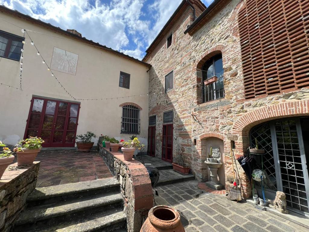 Rustico / casale a Pistoia in Via di Collina, 15 - Foto 4