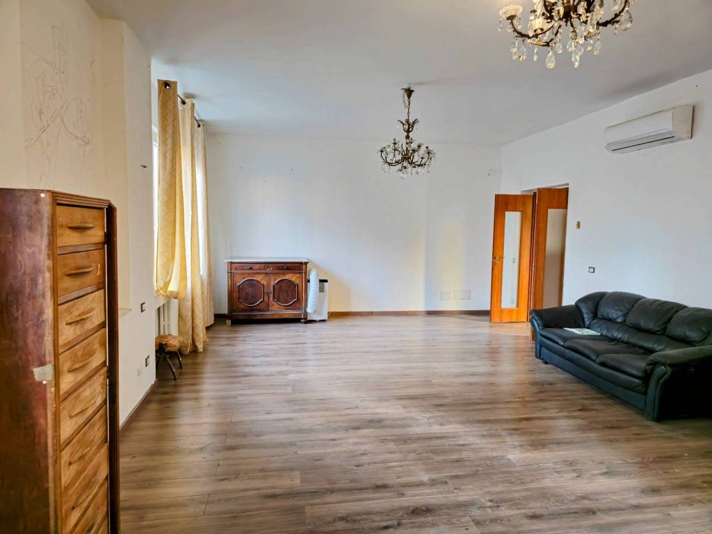 Immobile a Valenza in Via Mario Nebbia - Foto 2