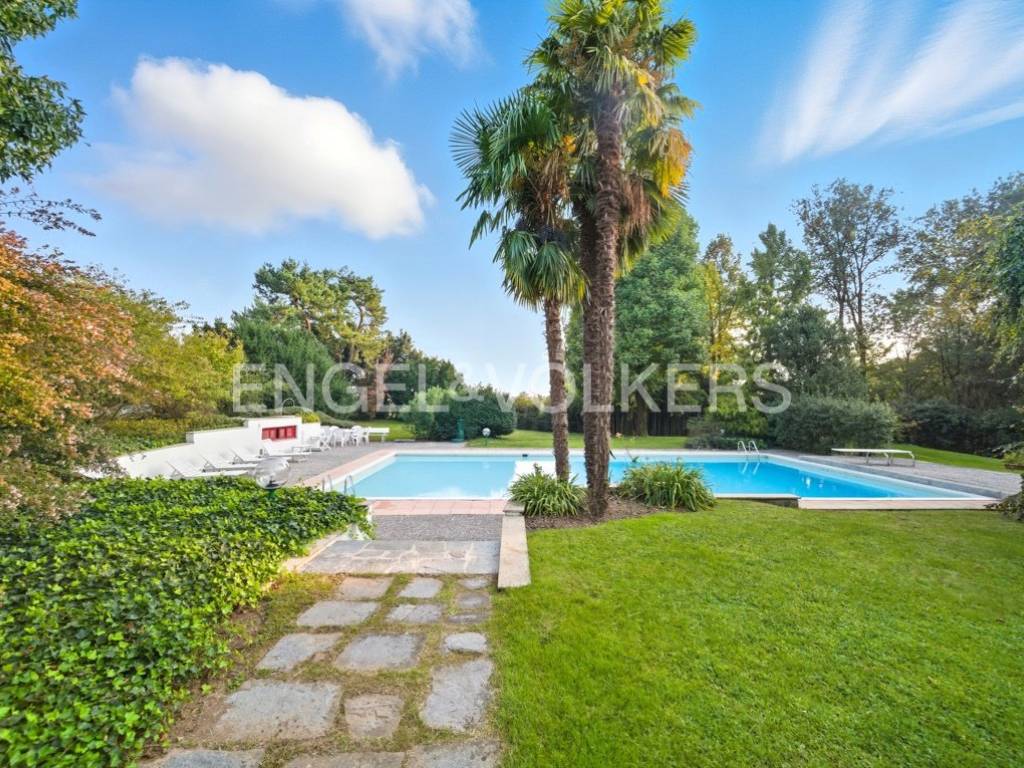 Villa a Fenegrò in Via Giuseppe Mazzini, 18 - Foto 2