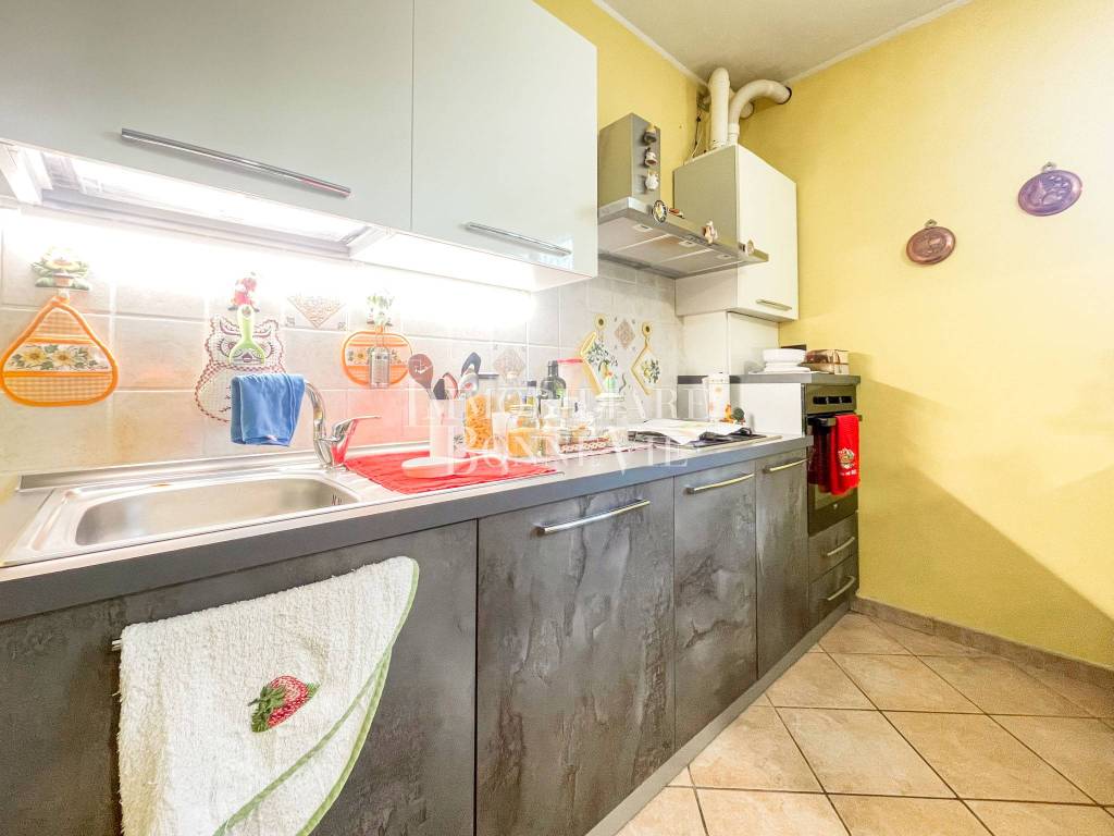 Appartamento a Vedano olona in Piazza Trento e Trieste - Foto 4