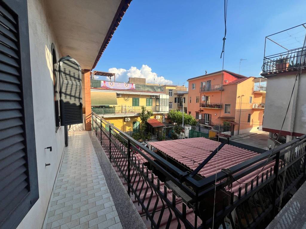 Appartamento a Brusciano in Via Vincenzo Bellini, 64 - Foto 2