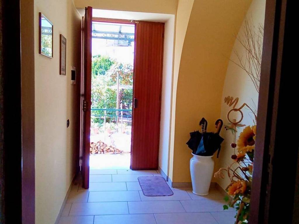 Appartamento a Cava de' tirreni in Via Nicola Longobardi - Foto 4