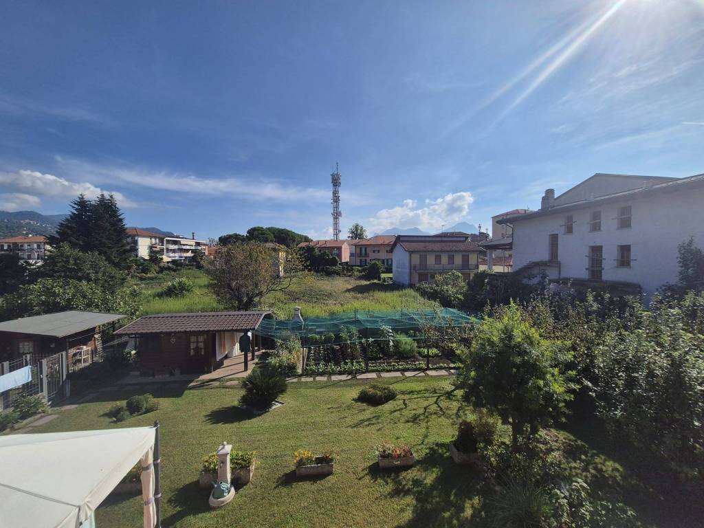 Appartamento a Verbania in Via Zara - Foto 2