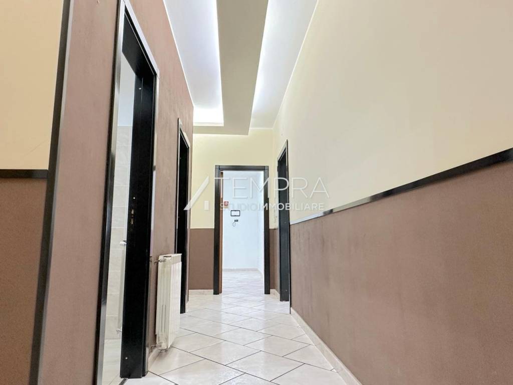 Appartamento a Adrano in VIA PAOLO VI - Foto 5