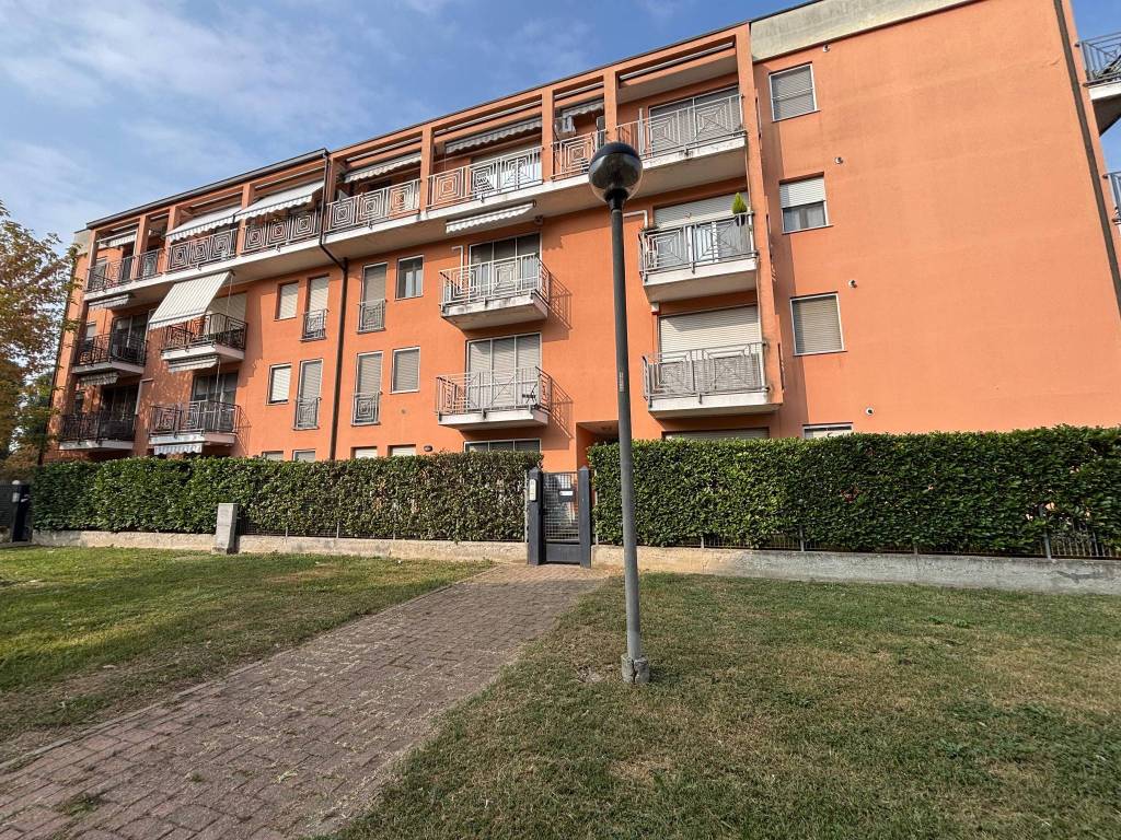 Appartamento a Lodi in Via Bruno Buozzi - Foto 3