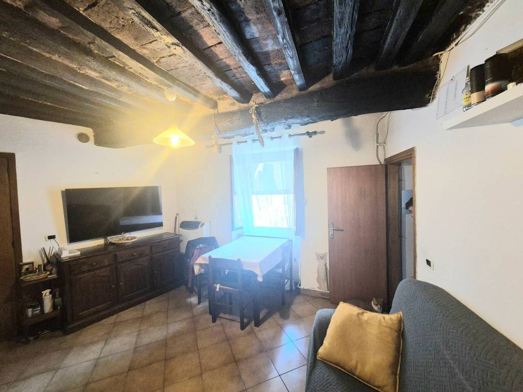 Appartamento a Campiglia marittima in Via Camillo Benso di Cavour - Foto 4