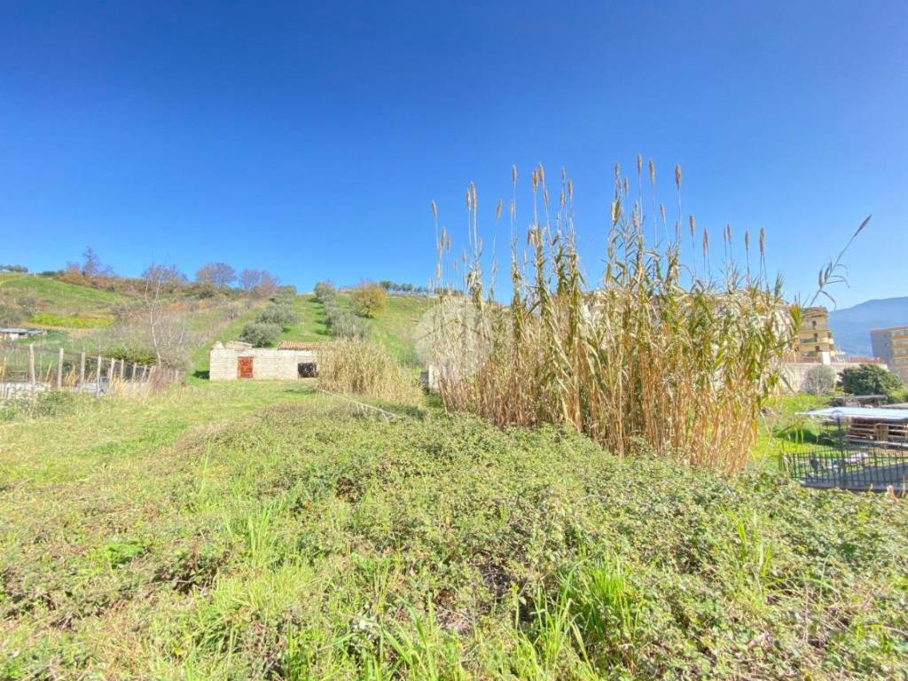 Terreno a Montalto uffugo in Via Salerni - Foto 2