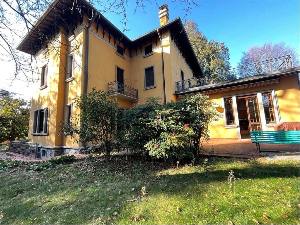 Villa a Somma lombardo in via Mameli - Foto 3