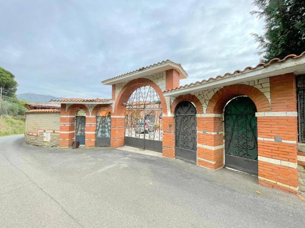 Villa a Velletri in Via Sant'Eurosia - Foto 2