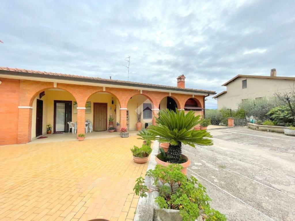 Villa a Velletri in Via Sant'Eurosia - Foto 5