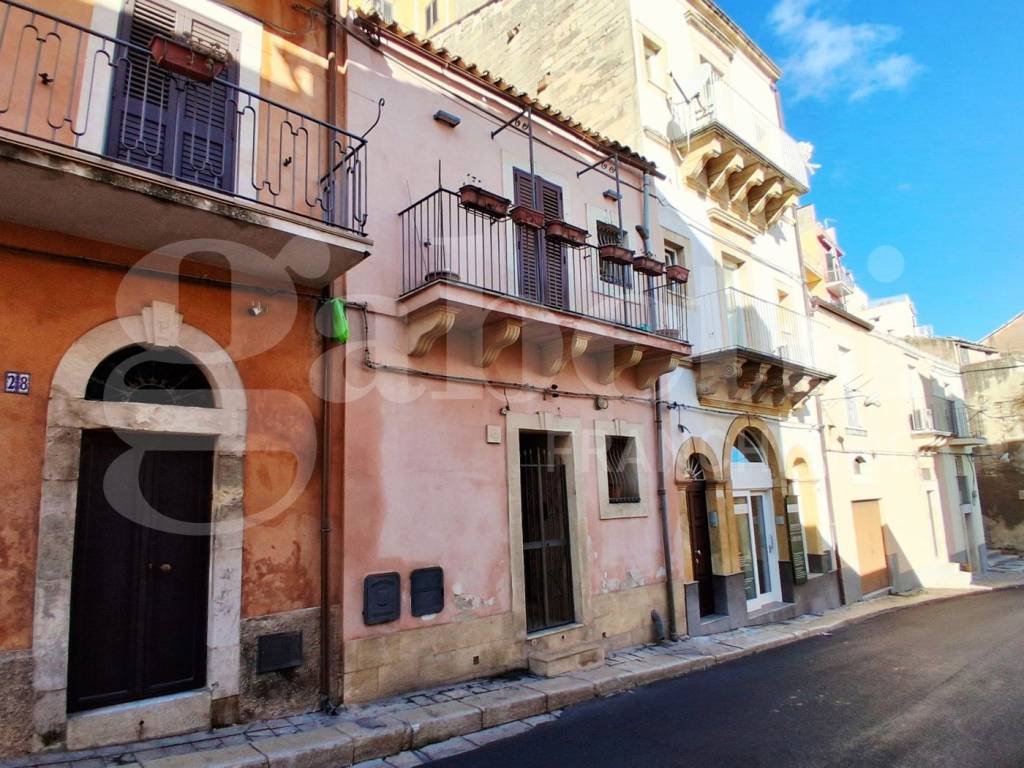 Casa indipendente a Ragusa in Corso Giuseppe Mazzini, 32 - Foto 3