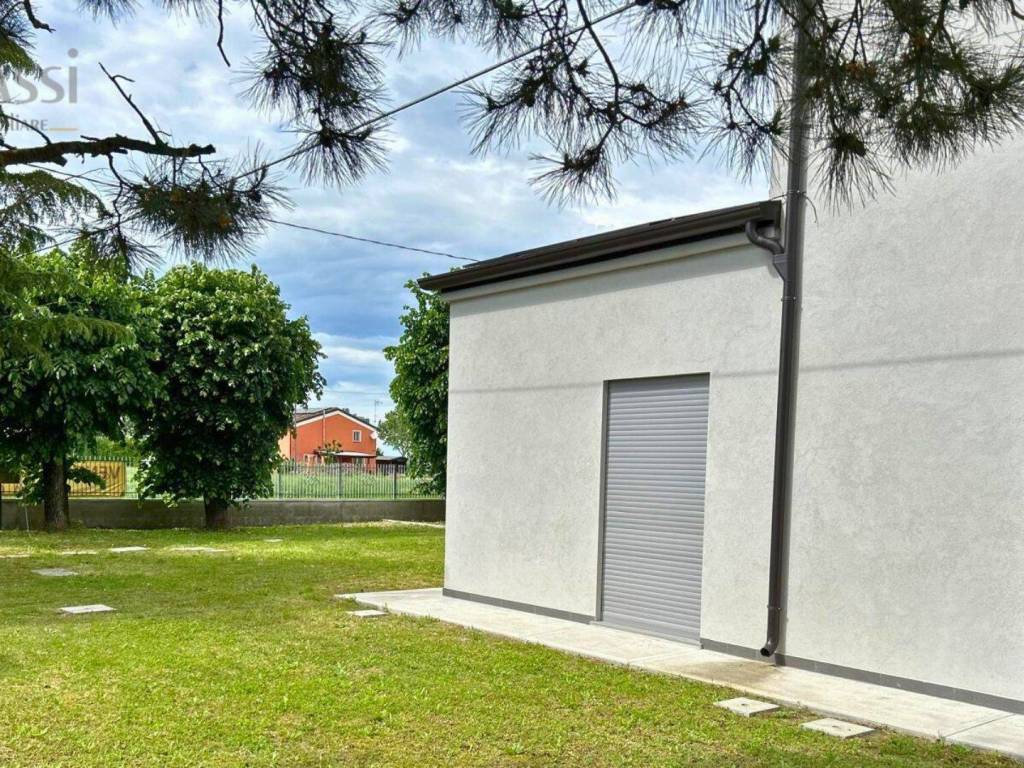 Villa a Bondeno in Via Provinciale, 132 - Foto 3
