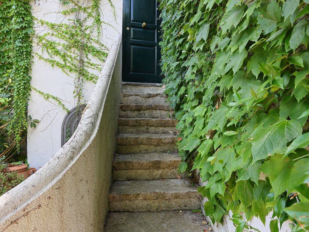 Villa a Cava de' tirreni in Via Cardinale Luigi d'Aragona - Foto 4