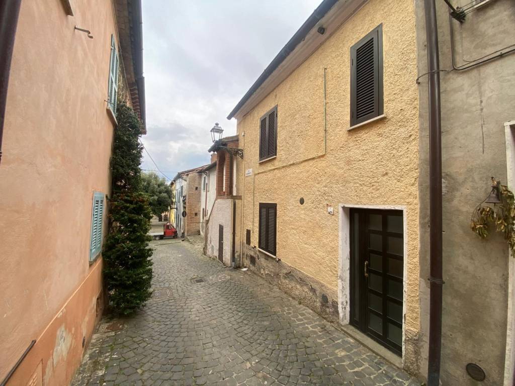 Casa indipendente a Bagnoregio in Via Risorgimento - Foto 2